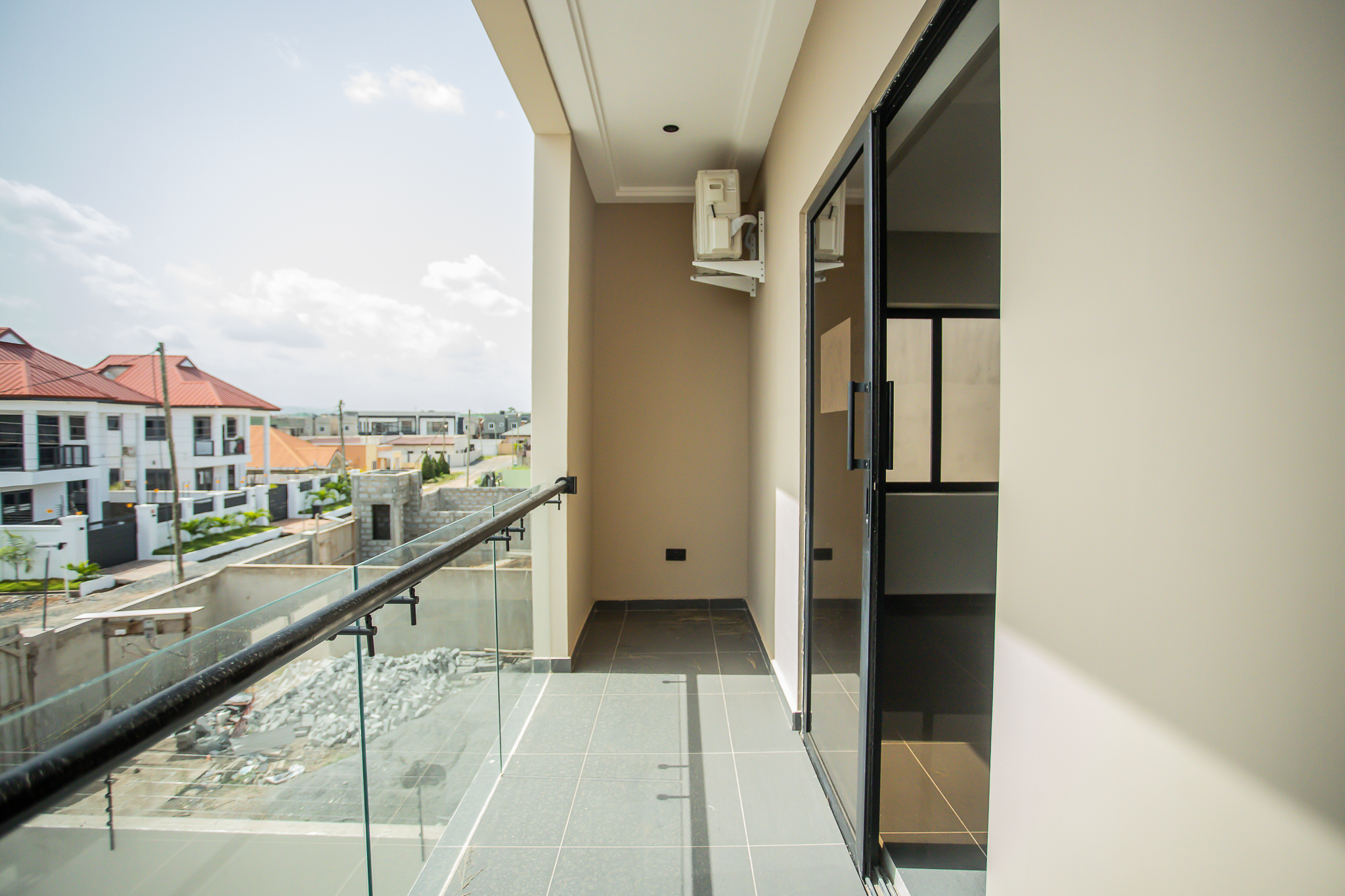 The Accord - Exterior Architecture